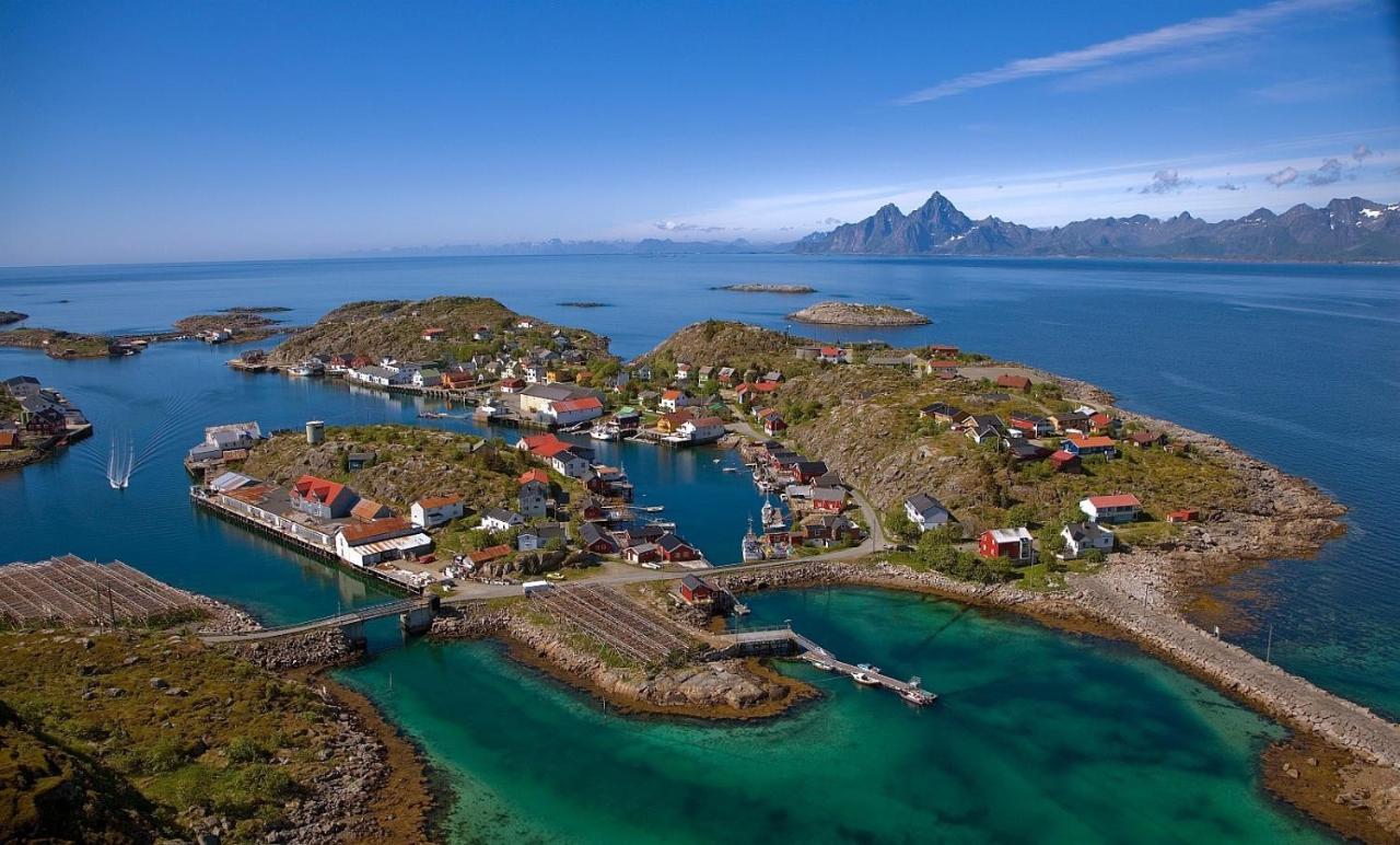 Heimbrygga Restaurant & Accommodation Skrova Dış mekan fotoğraf