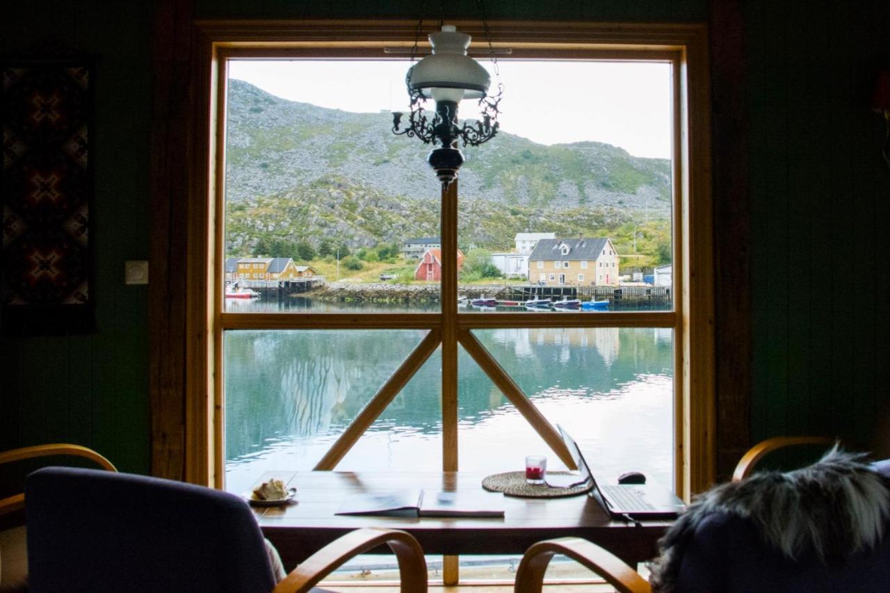 Heimbrygga Restaurant & Accommodation Skrova Dış mekan fotoğraf